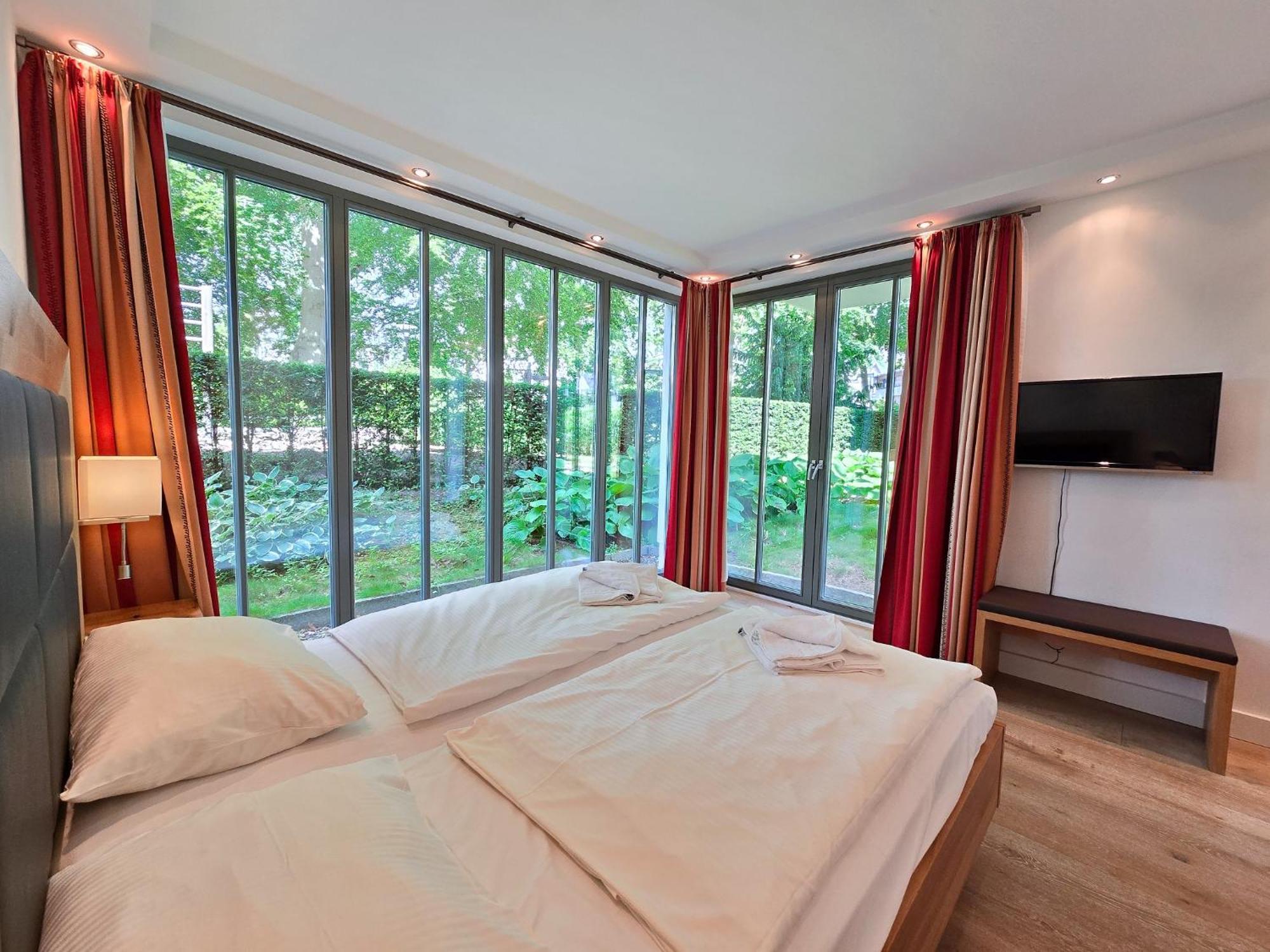 Strandvillen Binz - Ferienwohnung Mit 2 Schlafzimmern Und Terrasse Pva-01 Esterno foto